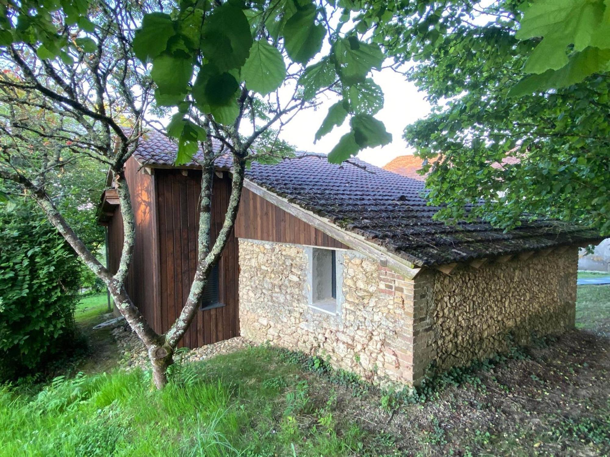 Les Perouilles - La Grange D'angele * Puymiclan